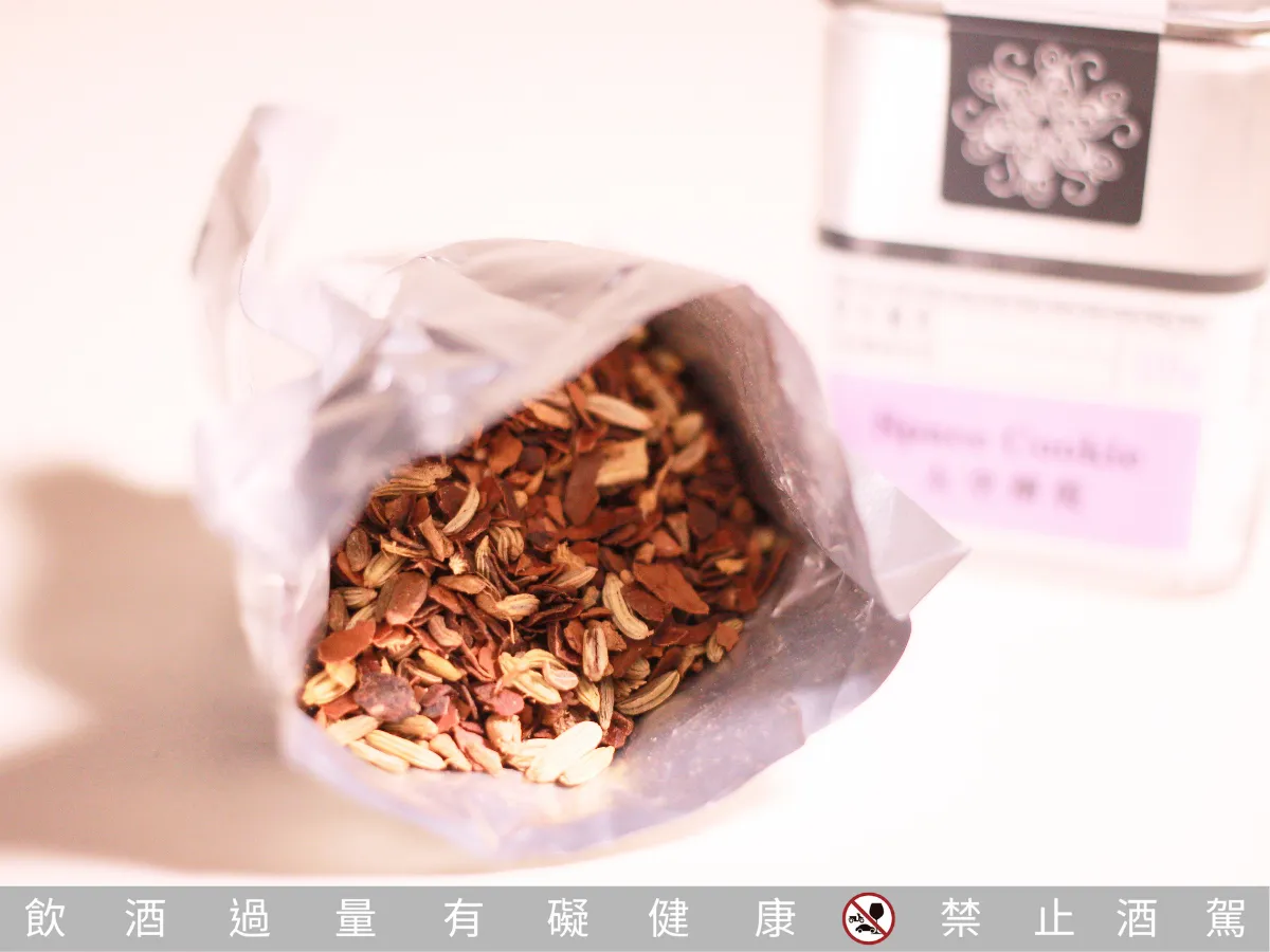 料理筆記|香料熱紅酒禮盒開箱:微醺派對的靈魂夥伴,聖誕節必備